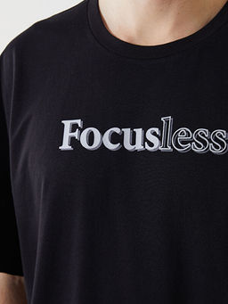 Bisiklet Yaka K?sa Kollu Bask?l? Penye Erkek Ti??rt