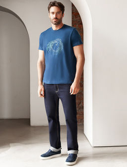 Футболка из премиального хлопка с авторским принтом