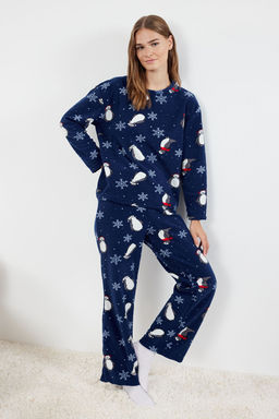 Trendyolmilla Lacivert Penguen/K?s Desenli Polar K?sl?k Orme Pijama Tak?m? THMAW25PT00060
