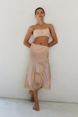 FALDA MIDI SEDA 100% ENCAJE / Rosa tiza - Zara фото 3