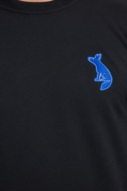 Siyah Regular/Normal Kesim Bisiklet Yaka Tilki Patch Detayl? Sweatshirt TMNAW25SW00160