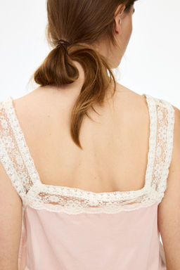 Top en mezcla de viscosa con detalles bordados - H&m фото 5