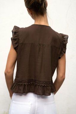 BLUSA ENTREDOSES VOLANTES / Marr?n - Zara фото 4