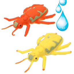 Фигурка ABtoys Юный натуралист Волшебный жук, меняет цвет в воде, дисплей 24 шт фото 10