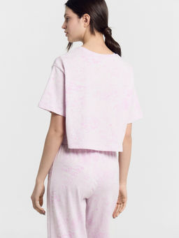 Комплект женский (футболка, бриджи) фиолетовый с принтом "комиксы"