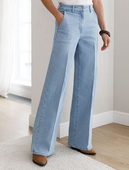 Прямые джинсы трубы со стрелками из эластичного денима