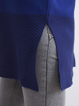 Kay?k Yaka Desenli Kad?n Triko Tunik