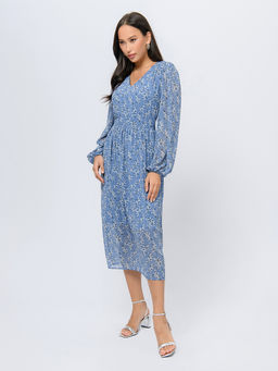 Платье голубого цвета длины миди с цветочным принтом и V-образным вырезом - 1001dress фото 3