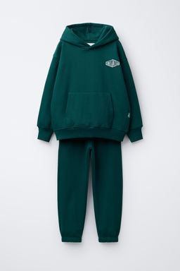 HOODIE AND JOGGER TROUSERS SET WITH PATCH