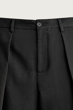 BERMUDA WIDE FIT PLIEGUES / Negro - Zara фото 8