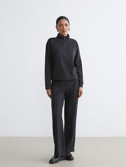 Dik Yaka Desenli Soft Touch Kad?n Sweatshirt