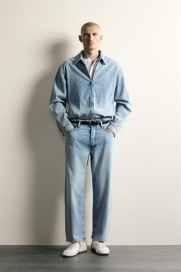 CAZADORA DENIM LAVADO CREMALLERA / Azul claro