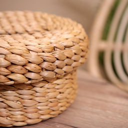 Салфетница плетёная 25×25×13 см