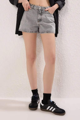 TRENDYOLMILLA Koyu Mavi Yuksek Bel Denim Sort TWOSS23SR00199