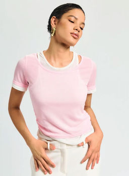 K13568 Футболка с имитацией майки ПУДРА