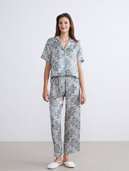 G?mlek Yaka Desenli Saten Kad?n Pijama Tak?m?
