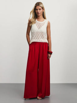 Брюки палаццо с защипами из вискозы / Zarina