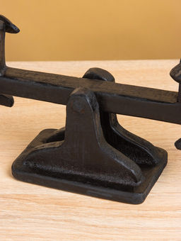 Сувенир «Аборигены на качелях», 33×8×22 +/- 2 см, дерево