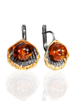 Роскошные чернёные серьги из янтаря насыщенного коньячного цвета Ракушка