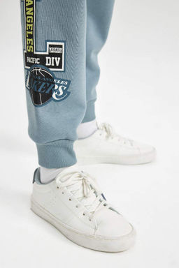 Спортивные штаны НБА Лос-Анджелес Лейкерс для мальчиков - Defacto фото 6