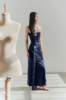 Trendyolmilla Limited Edition Siyah Aksesuar Detayl? Straplez Orme S?k Bluz TPRSS25BZ00032  фото 2