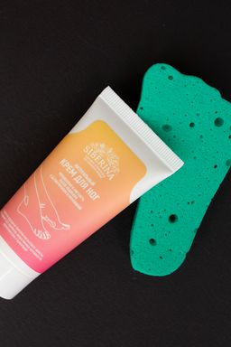 Крем для ног Увлажнение и мягкость после педикюра с Д-пантенолом и мочевиной - Siberina фото 4