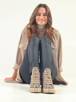 Ботинки 217.91505be.Бежевый леопард/мех