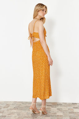 Turuncu Cicek Desenli Duz Kesim Y?rtmac Detayl? Viskon Midi Dokuma Elbise TWOSS23EL02085
