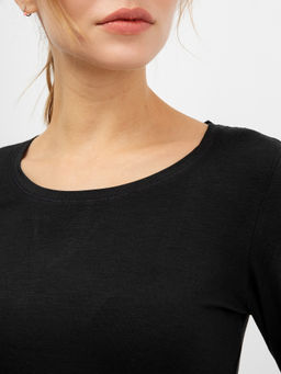 Прилегающий лонгслив термо в черном цвете черный 602332 - Mark formelle фото 3