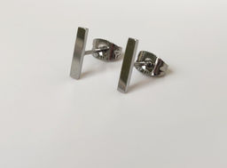 Серьги из стали