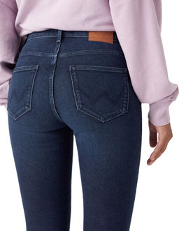 Джинсы женские