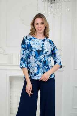 Костюм женский из кофты с рукавом 3/4 и брюк из вискозы Элеонора синие цветы