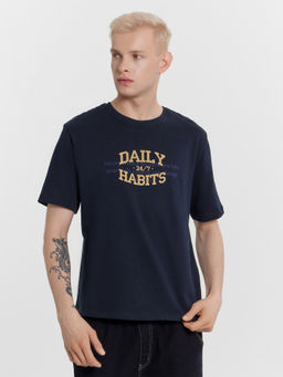 Футболка мужская синяя с надписью Daily habits