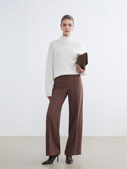 Standart Fit Kad?n S?et G?r?n?ml? Pantolon