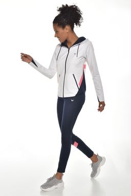 Спортивный костюм женский