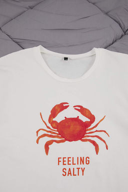 Ekru Regular Fit Yengec Bask?l? Pamuklu Pijama Tak?m? TMNSS26PT00020