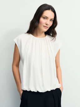 Футболка со сборкой с модалом в составе / Zarina  фото 3