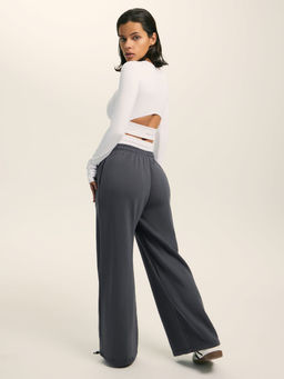 *Укороченный рашгард с длинными рукавами