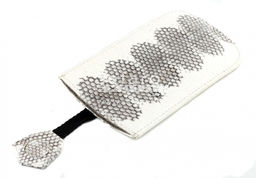 Чехол для iPhone из кожи морской змеи