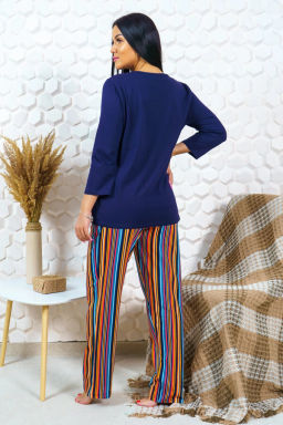 Костюм женский, цвет синий бежевый красный