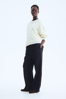 Pantal?n denim con cord?n de ajuste