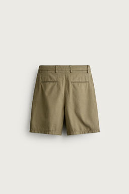 BERMUDA PLIEGUES REGULAR FIT / Beige