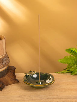 Подставка под благовония «Тарелка с бабочкой», 10×10×3 см, керамика, зелёная