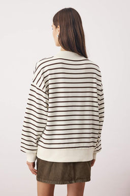 Kahverengi Cizgili Oversize/Genis Kal?p Orme Sweatshirt TWOAW26SW00102