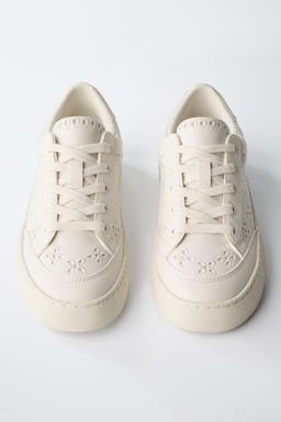 BAMBA CALADOS / Blanco