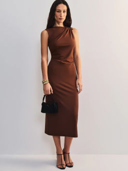 Платье длины миди с брошью ZR2605022923-21 / Zarina