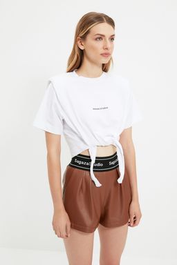 TRENDYOLMILLA X Sagaza Studio Siyah Sloganl? Orme T-Shirt TPRAW22TS0214  фото 11