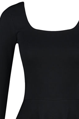 TRENDYOLMILLA Siyah Kare Yaka Etegi F?rf?rl? Bele Oturan Mini Orme Elbise TWOAW24EL00525 фото 8