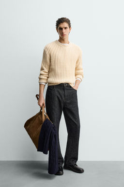 TEXTURED VOLUME JUMPER