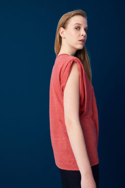 Женская футболка без рукавов с цветком граната Неожиданная скидка в корзине - U.s. polo assn фото 2